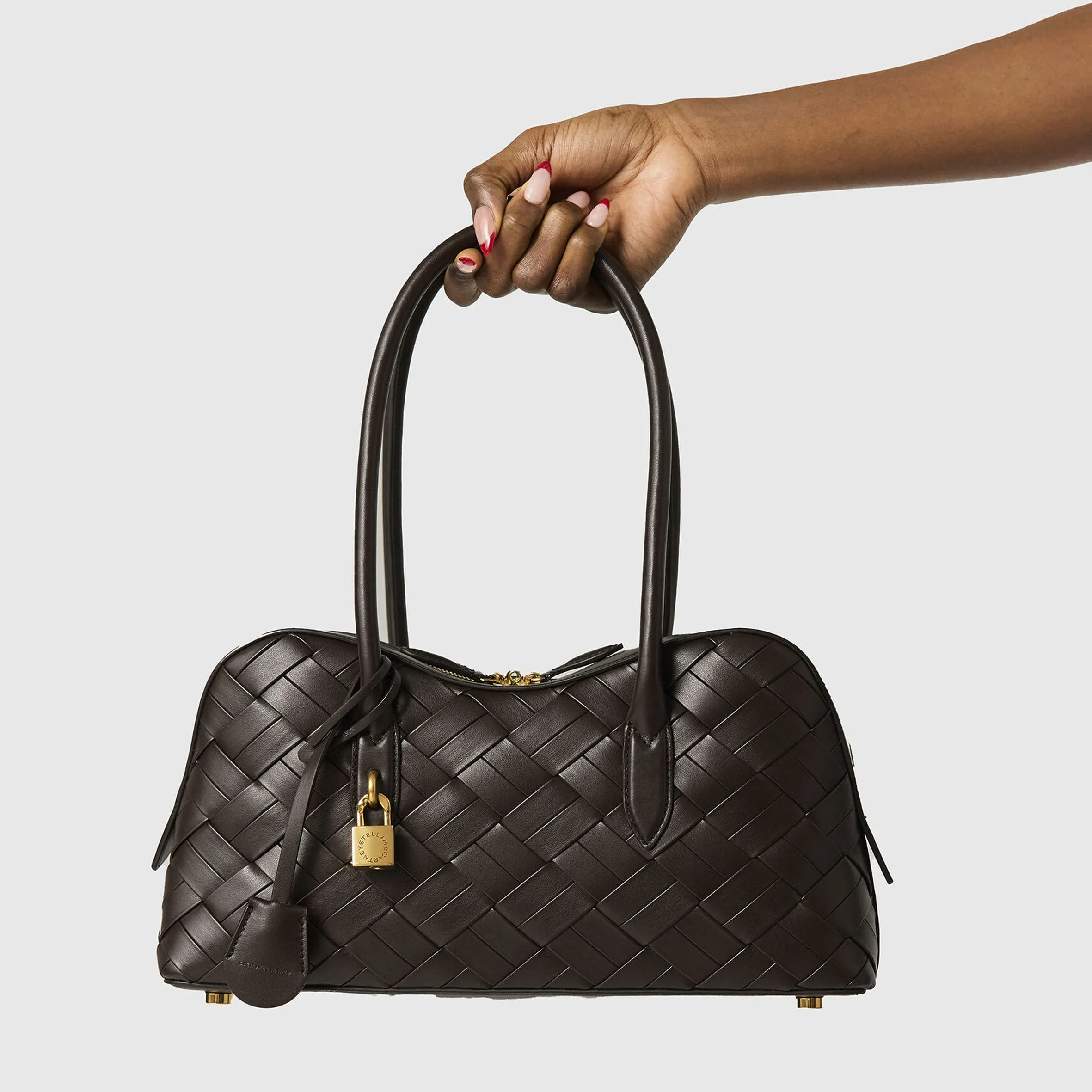 Ryder Gewebte Schultertasche, Schokoladenfarbene Taschen_Stella Mccartney_Taschen
