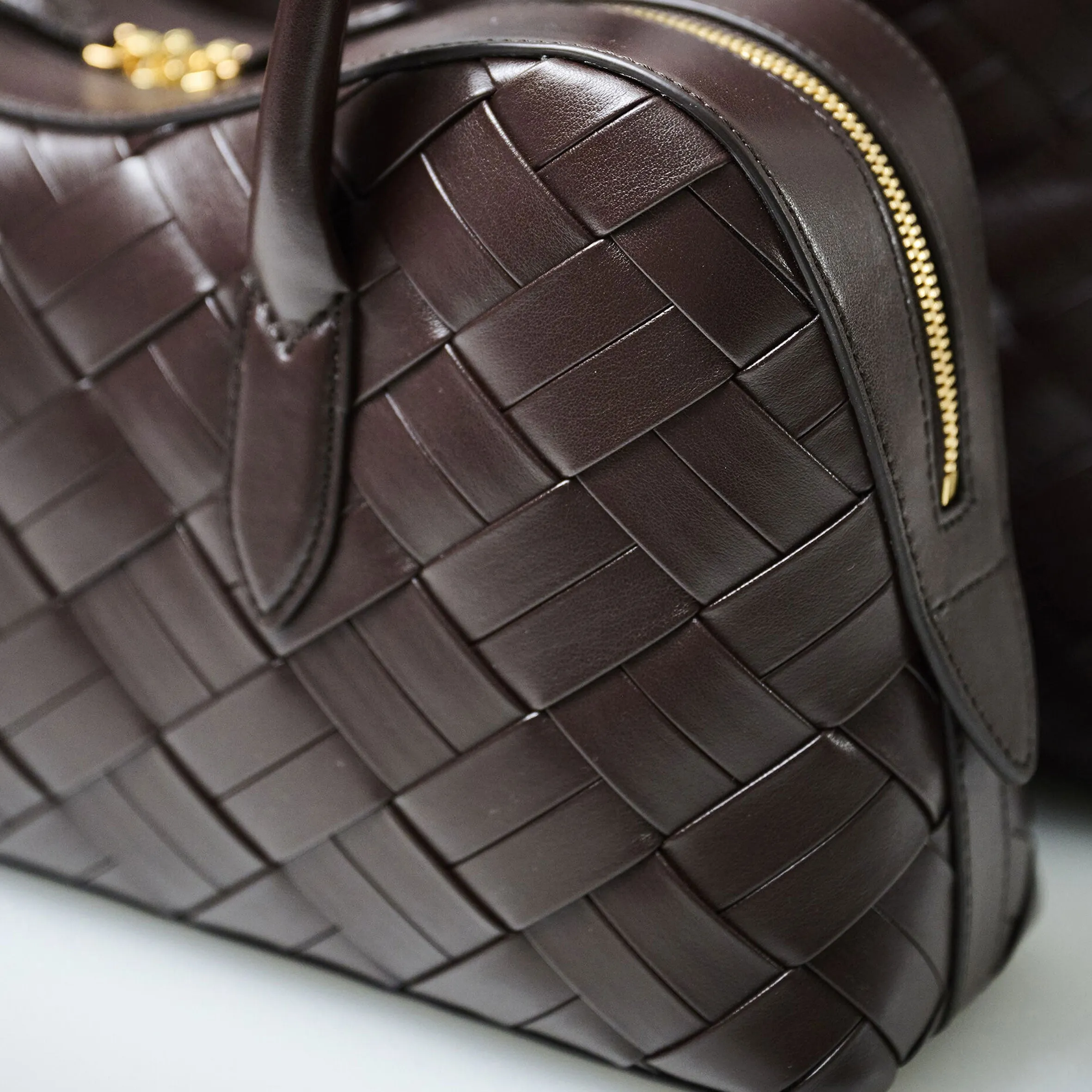 Ryder Gewebte Schultertasche, Schokoladenfarbene Taschen_Stella Mccartney_Taschen