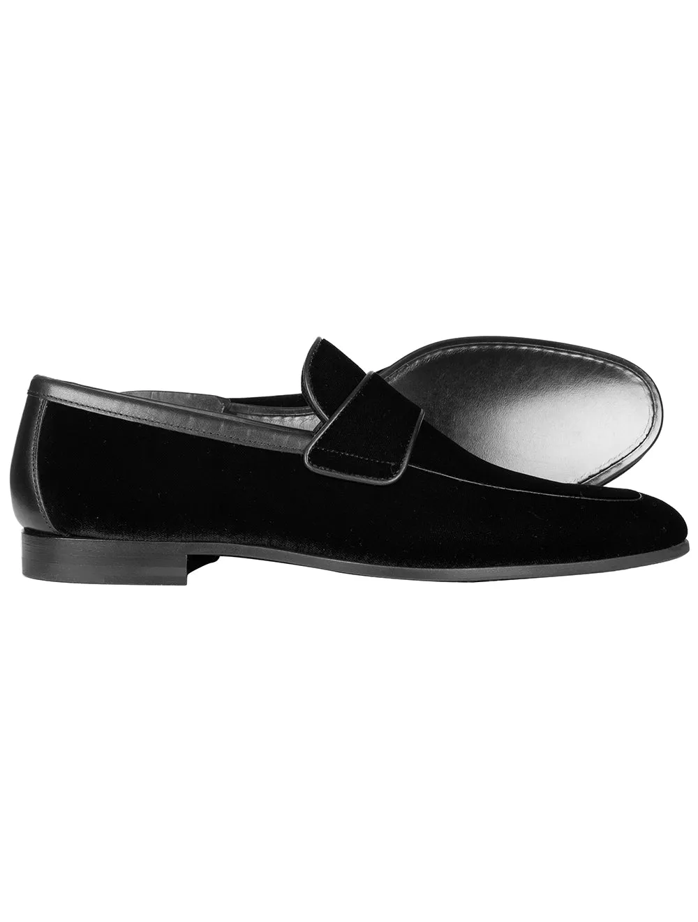 Schlüpfen Sie auf schwarze Anzugschuhe