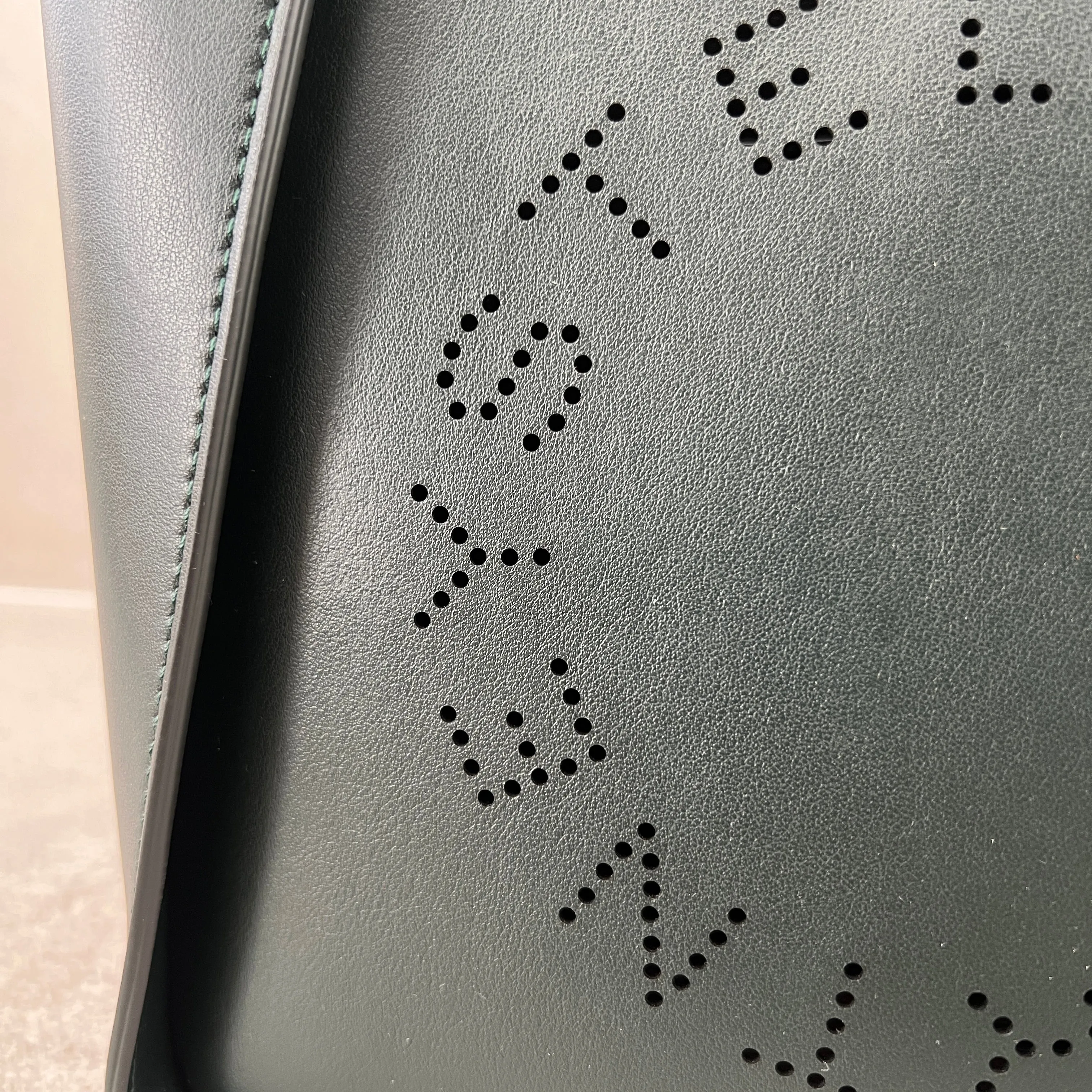 Stella Logo Mini Umhängetasche Hobo Alter, Kiefer Taschen_Stella Mccartney_Taschen
