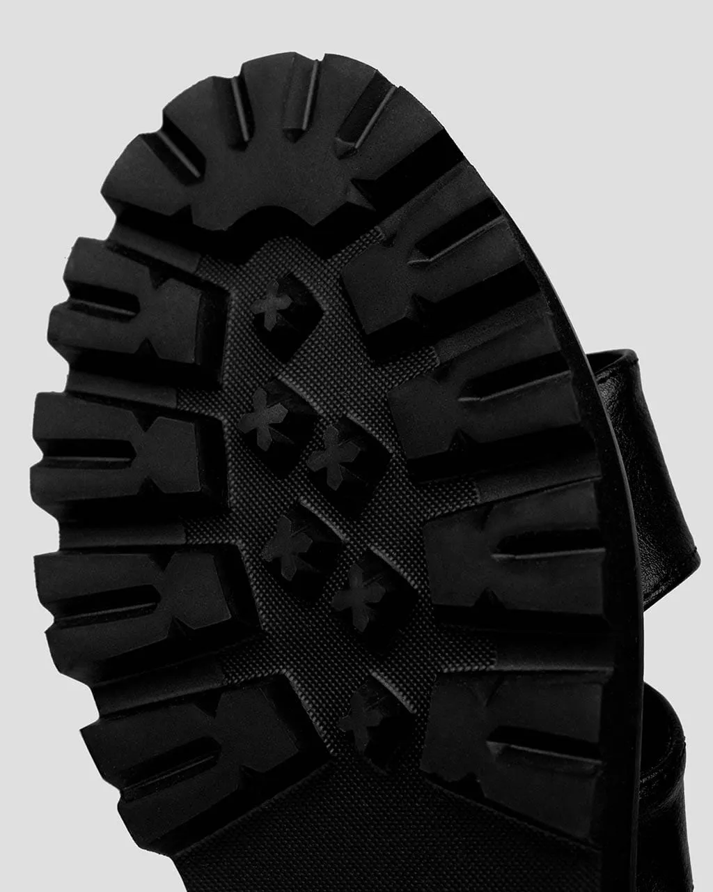 Riemchen-Desserto® Kaktusleder-Sandalen | Schwarz