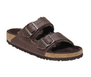 Unisex Arizona Shearling Sandale in Habana