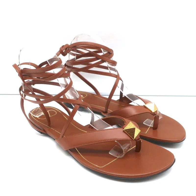Valentino Roman Stud Flache Sandalen mit Knöchelriemen Braun Leder Größe 37