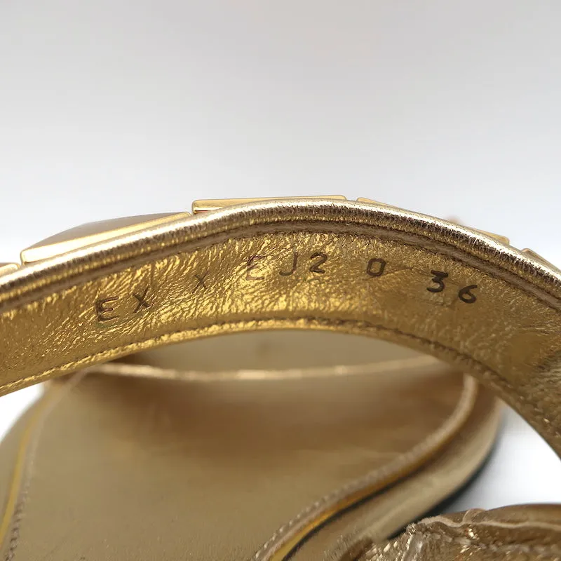 Valentino Roman Stud Slingback Flache Sandalen Gold Metallic Leder Größe 36