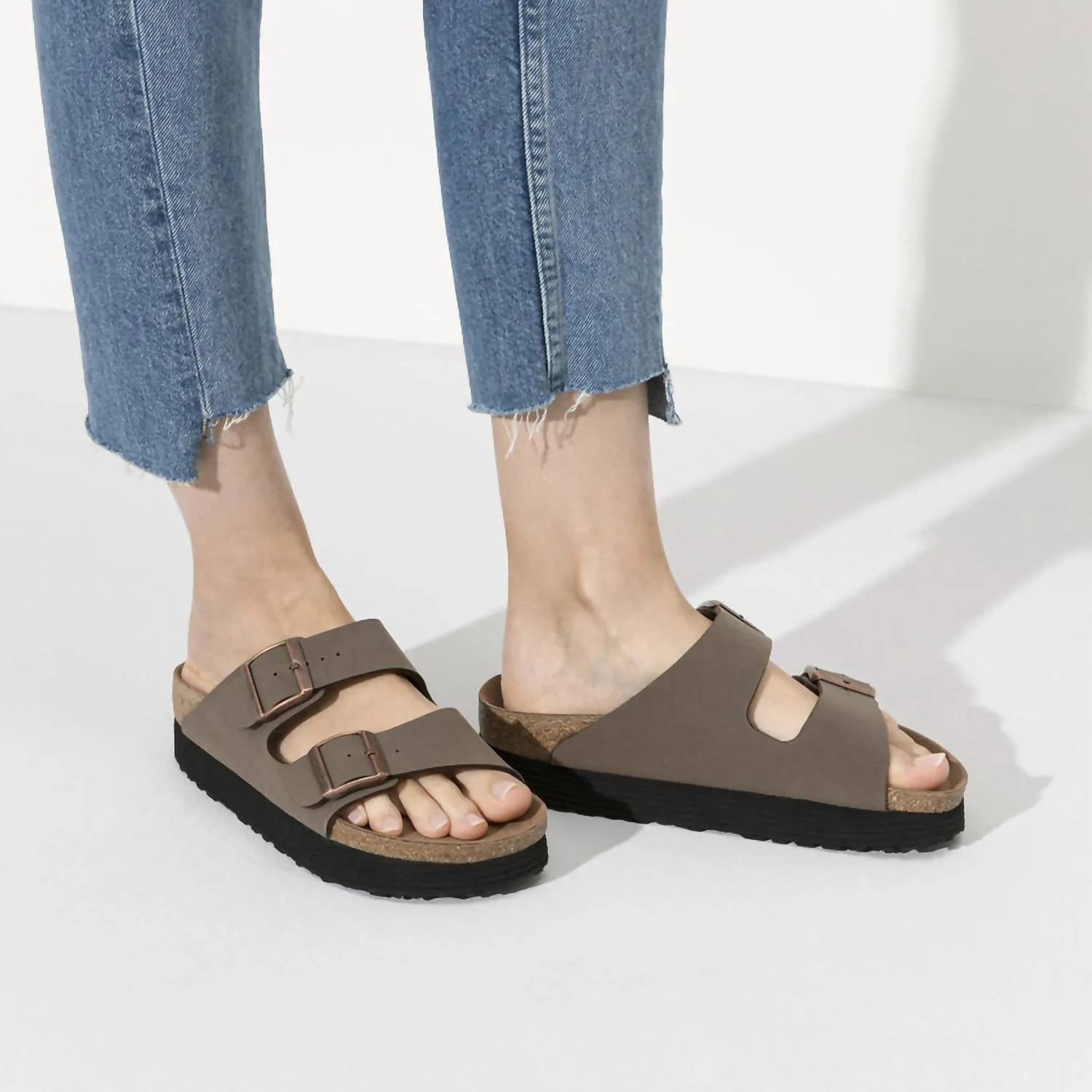 Damen Arizona Platform Vegan Birkibuc Sandale in Mokka