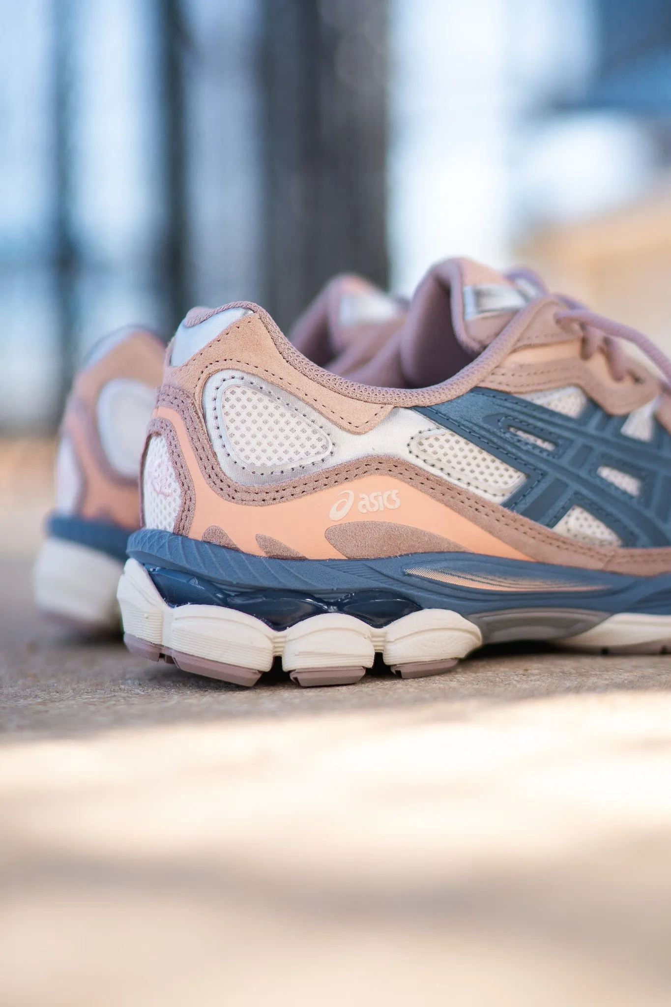 Damen Asics Gel-NYC (Creme/Grau Floss) - 1202A429-104 Asics Schuhe