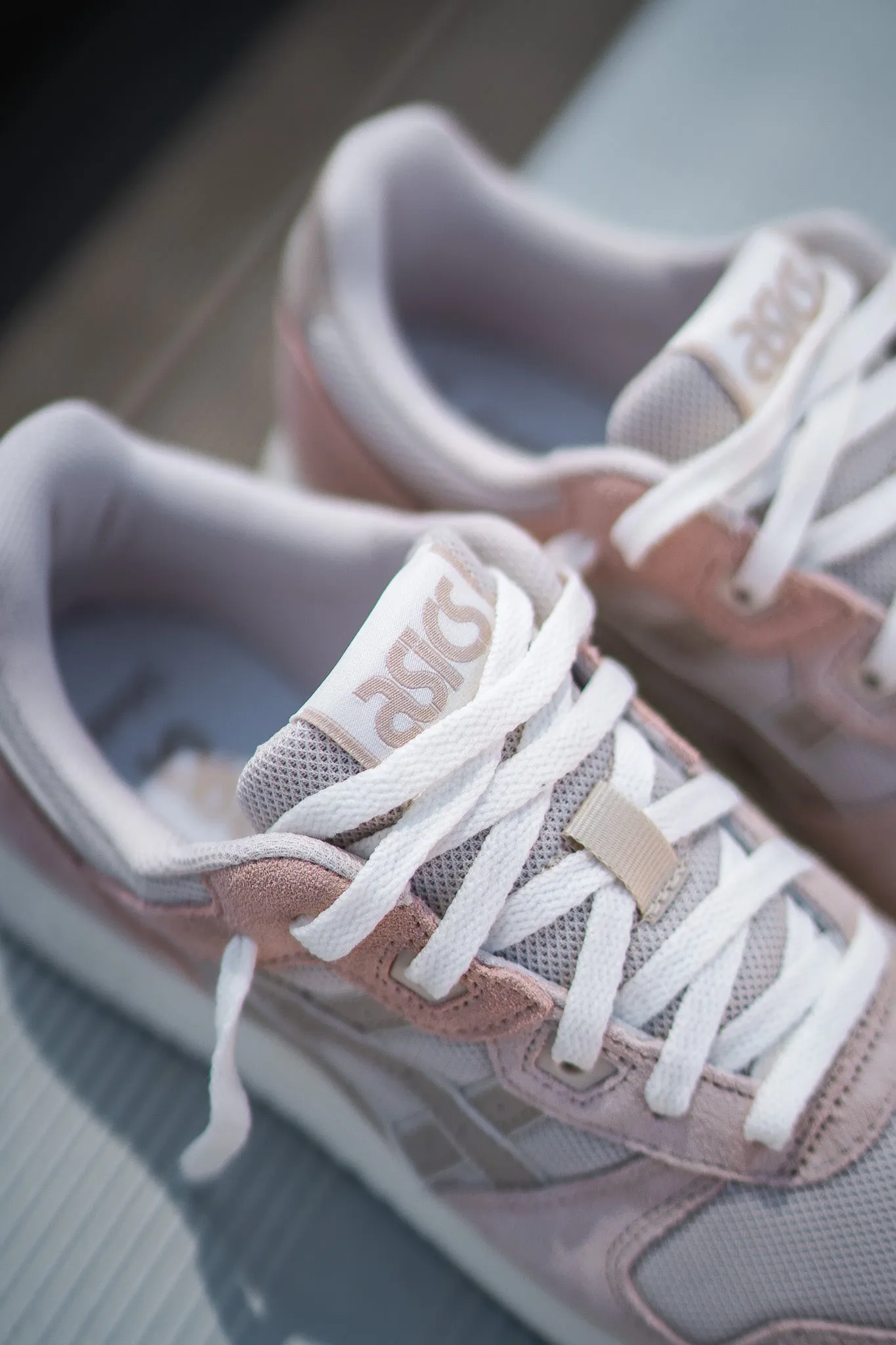 Damen Asics Lyte Classic (Haferflocken/Einfach Taupe)