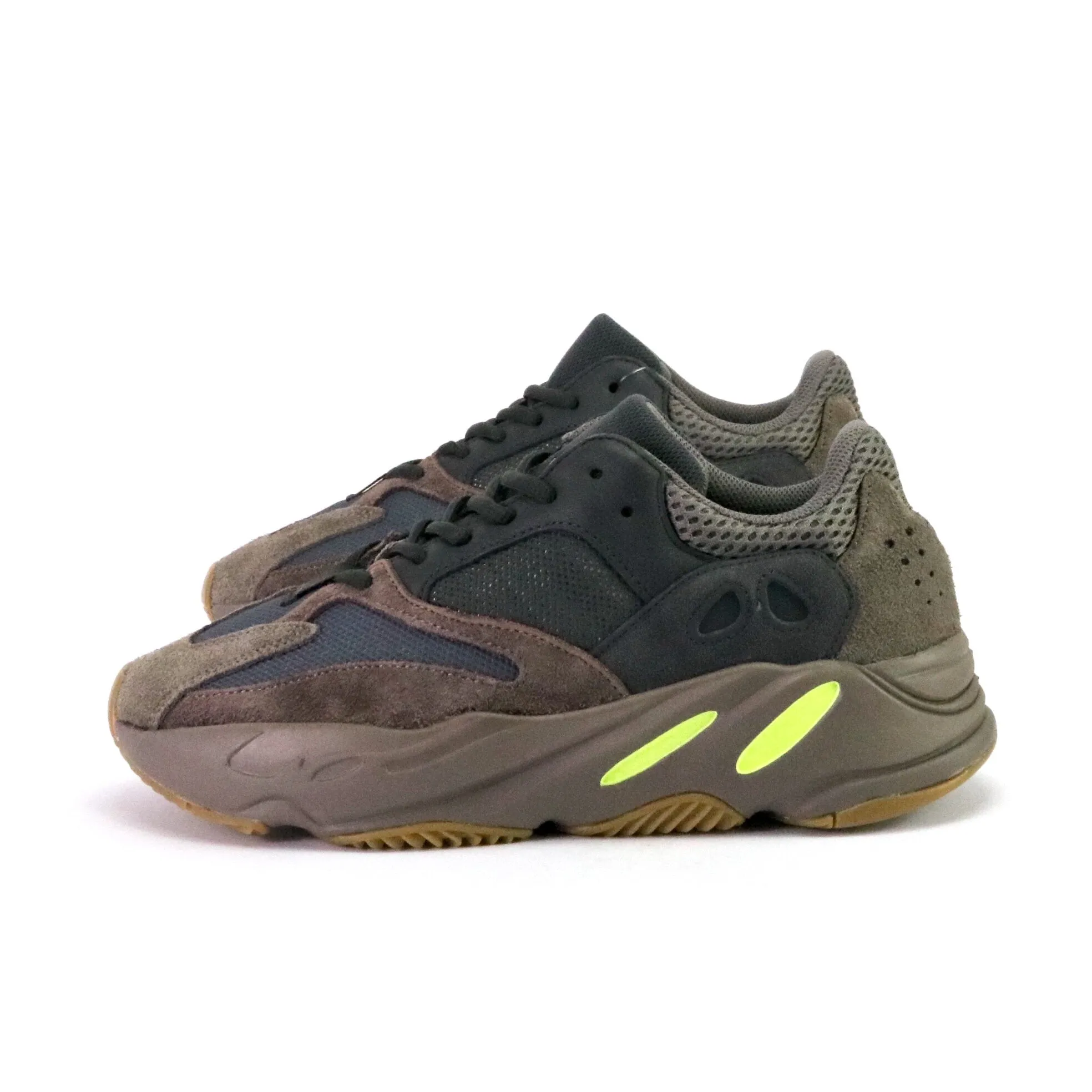 Yeezy Boost 700 Mauve Mauve Adidas Sneaker